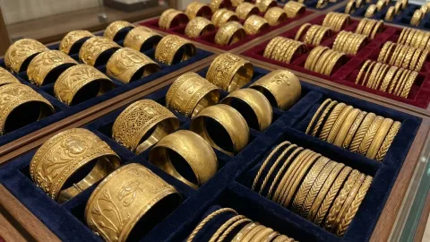 سعر الذهب في مصر اليوم الثلاثاء 27 أكتوبر 2026.. عيار 21 يرتفع إلى 6,506 جنيهات