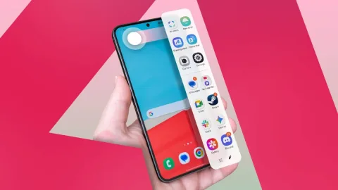 كيف ينظّف كاتب شاشته الرئيسية على هاتف Samsung Galaxy S25+ باستخدام لوحة Edge