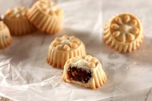 طريقة عمل المعمول بالتمر الفاخر في المنزل بنفس مذاق الجاهز في دول الخليج العربي