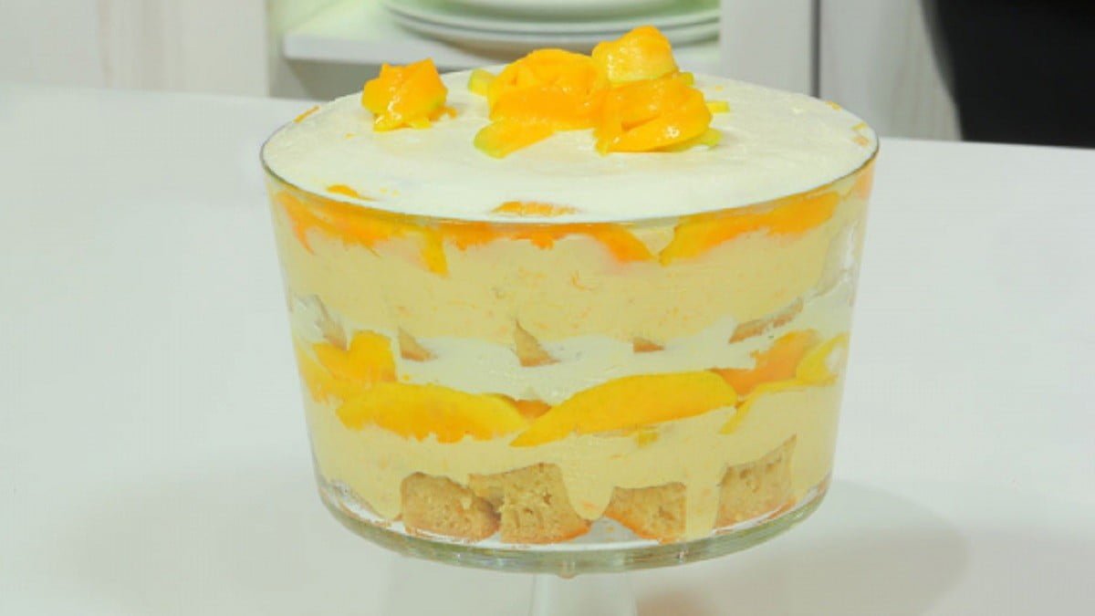 بكل تكاتها حلوى صيفي..طريقة عمل ترافيل المانجو في المنزل بطعم خرافي يذوب في الفم بكل تكاتها حلوى صيفي..طريقة عمل ترافيل المانجو في المنزل بطعم خرافي يذوب في الفم