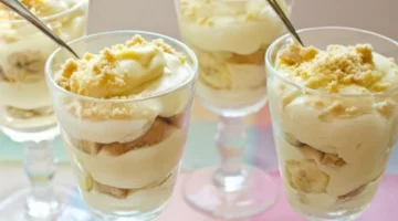 بمذاق شهي ….طريقة عمل بودينج الموز حلوي صيفية خفيفة بطعم الموز الرائع