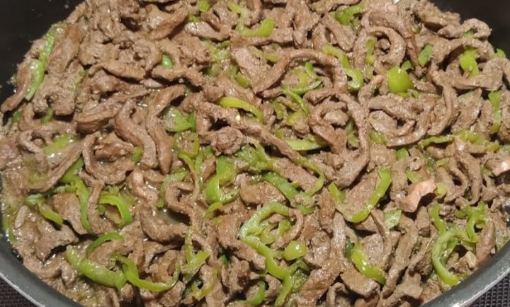 طعم شهي.. طريقة تحضير الكبدة الاسكندراني في المنزل مثل المحلات الكبيرة