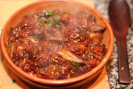 85612-طريقة-عمل-طاجن-البامية-(1)