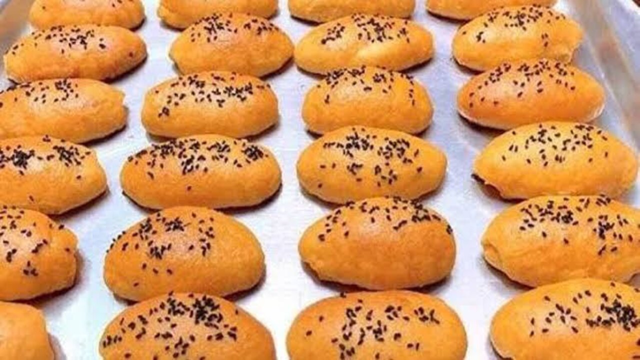 أسهل وجبة لفطار المدارس.. طريقة عمل بوريك الجبنة الهش سهلة ويسيطة