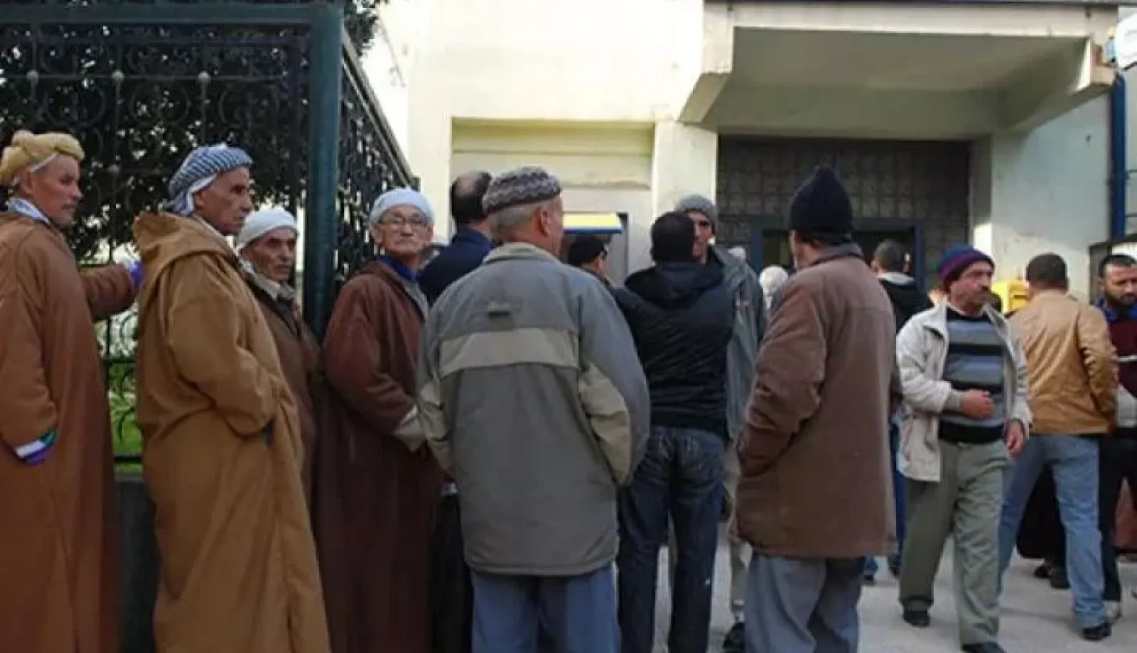 هام للمتقاعدين في الجزائر 2025.. استعلم عن راتبك هام للمتقاعدين في الجزائر 2025.. استعلم عن راتبك