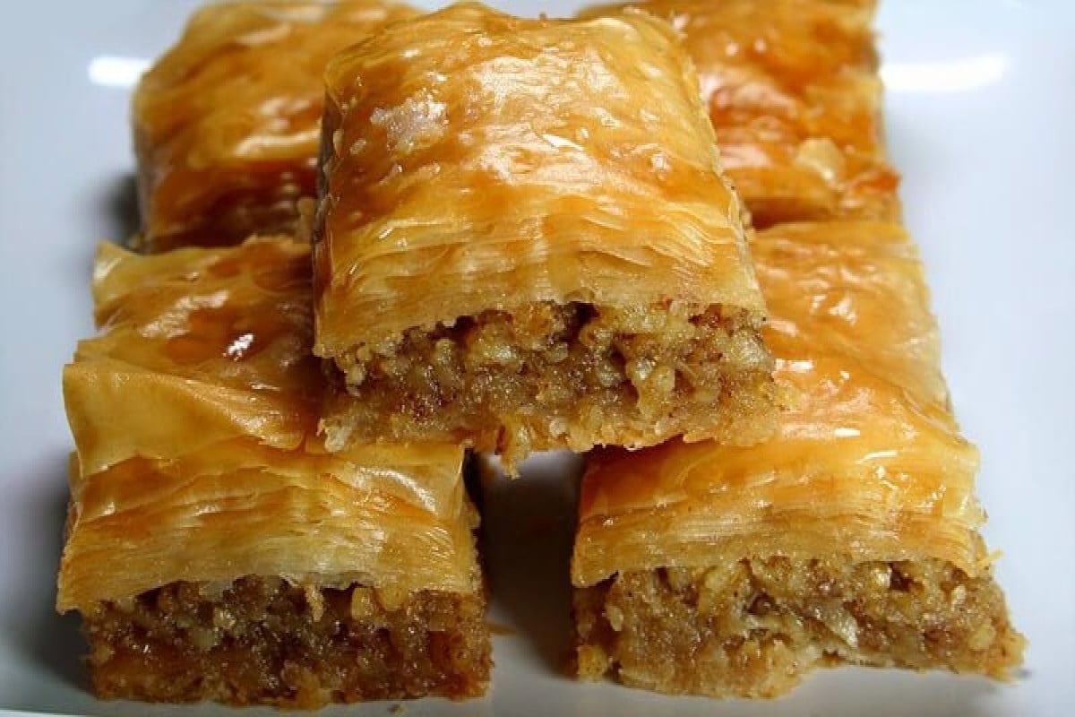 طريقة عمل الجلاش باللحمة في البيت زي المحترفين طريقة عمل الجلاش باللحمة في البيت زي المحترفين