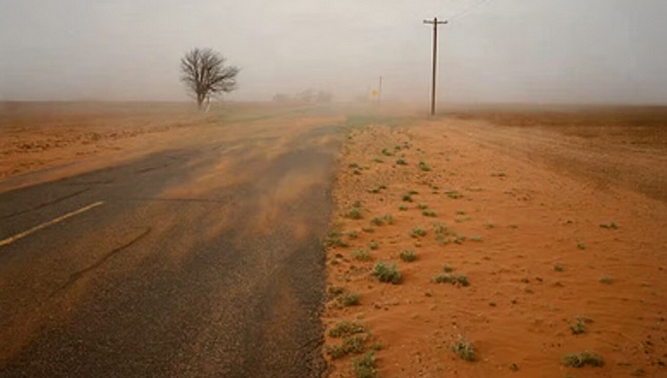 ارتفاعات قياسية واضطراب في المناخ .. المركز الوطني للأرصاد الجوية يحذر من ارتفاع درجة الحرارة الرياض حتى هذا الموعد ويهيب بالمواطنين الحذر