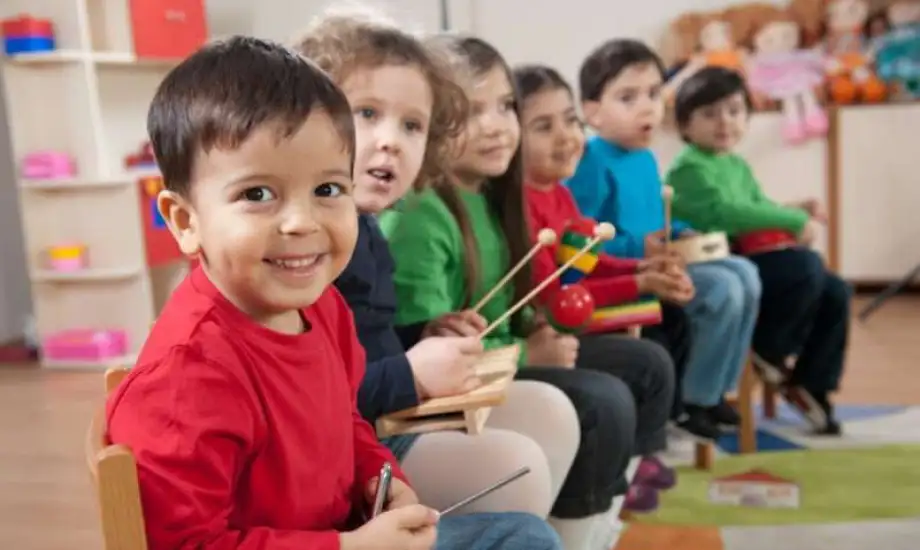 “شرح بالفيديو” فتح باب التقديم لرياض الأطفال 2025-2026 بسن 4 سنوات فقط .. خطوات التسجيل وطباعة الاستمارة 