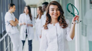 تنسيق مدارس التمريض بعد الإعدادية 2025