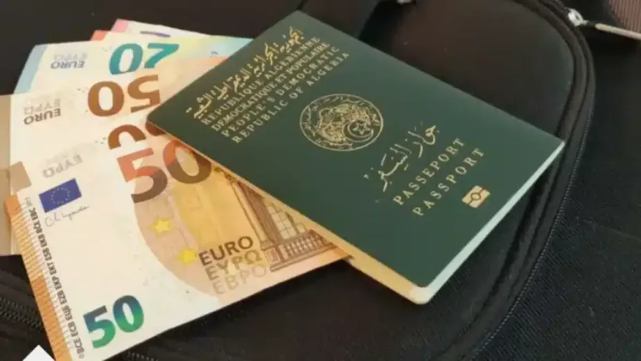 طريقة التقديم وأهم الشروط المطلوبة للقبول في منحة سفر بالجزائر 2025
