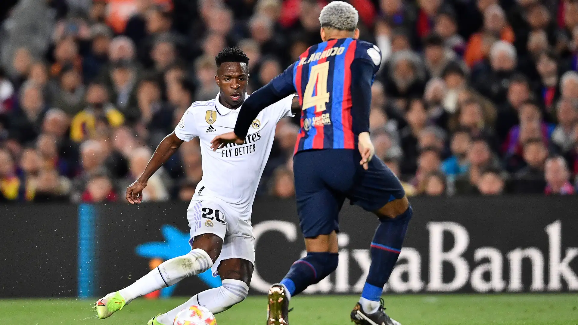 مواجهة نارية.. تشكيل مباراة ريال مدريد وبرشلونه بالكامل