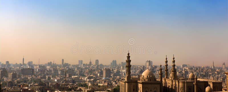 مواقيت الصلاة في القاهرة اليوم الخميس 15 يناير 2026